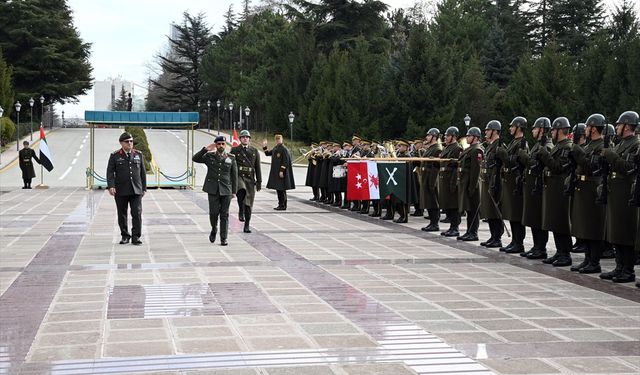 Kara Kuvvetleri Komutanı Orgeneral Tokel, BAE'li mevkidaşı Hallami ile bir araya geldi