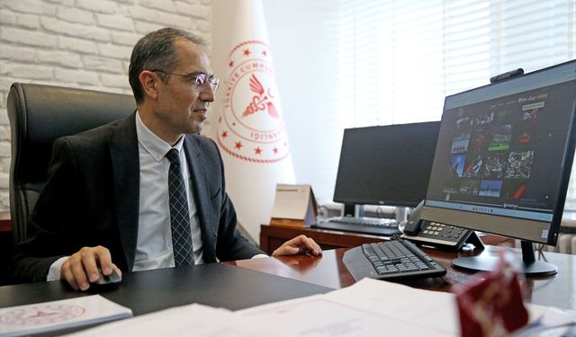 Kayseri İl Sağlık Müdürü Erşan, AA'nın 'Yılın Kareleri' oylamasına katıldı