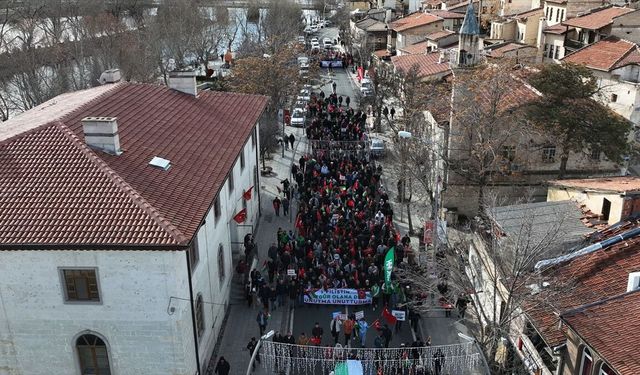 Nevşehir'de Gazze'ye destek yürüyüşü düzenlendi