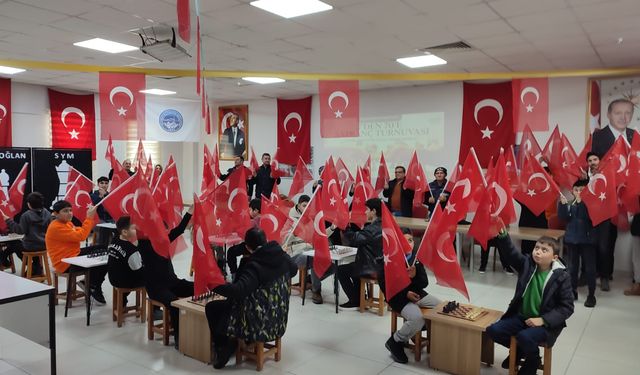 Sarıoğlan'da düzenlenen satranç turnuvası başladı