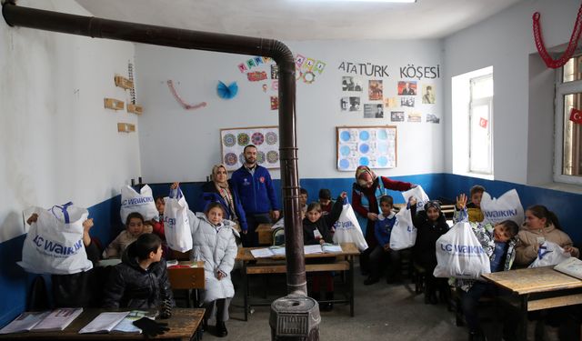 TDV 'Kış Kampanyası' kapsamında ülke genelindeki ihtiyaç sahiplerine yardımlarını sürdürüyor