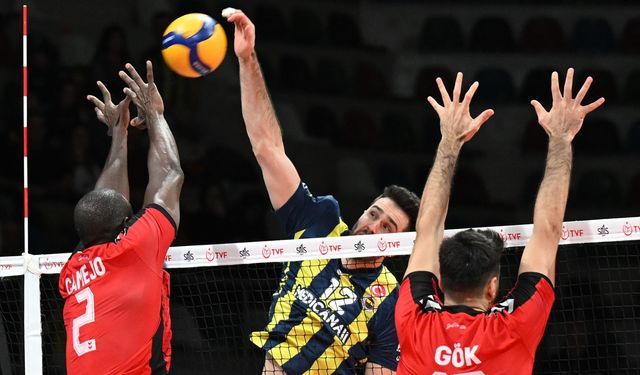 Voleybol: SMS Grup Efeler Ligi