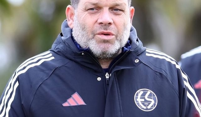 Eskişehirspor’da sakatlık ve cezalar Şapcı’nın elini daraltıyor!