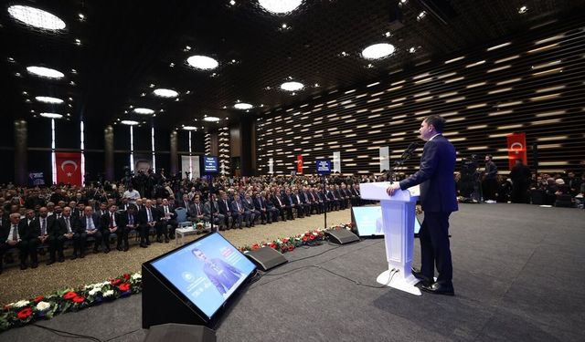 Bakan Kurum, Konya'da 'Ev Sahibi Türkiye' kura çekim töreninde konuştu: