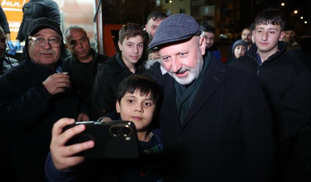 Başkan Çolakbayrakdar, ramazan ayında mahalle ziyaretlerine devam ediyor