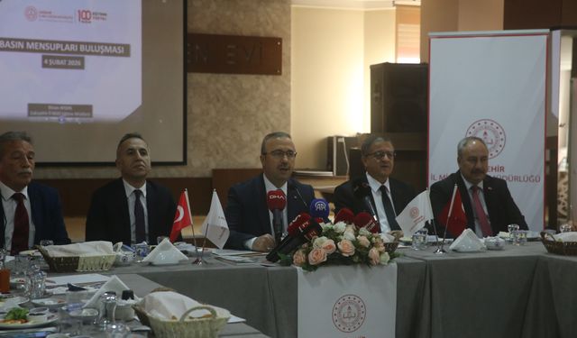 Eskişehir İl Milli Eğitim Müdürü Aydın, gazetecilerle bir araya geldi