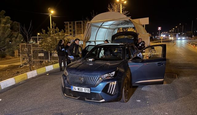 GÜNCELLEME - İnternetten cep telefonu satan kişileri sahte altınla dolandıran 2 zanlı tutuklandı