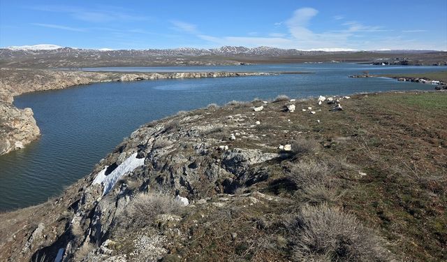 Hafik Lota Gölü'nde doluluk oranı kar sularıyla son yılların en yüksek seviyesine ulaştı