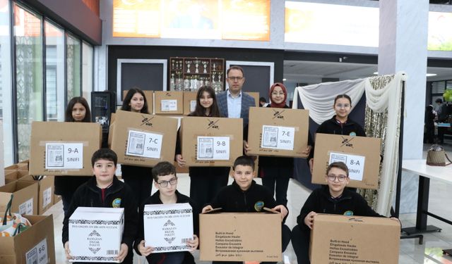 'İyilik timi' oluşturan öğrenciler depremzede akranları için kolları sıvadı