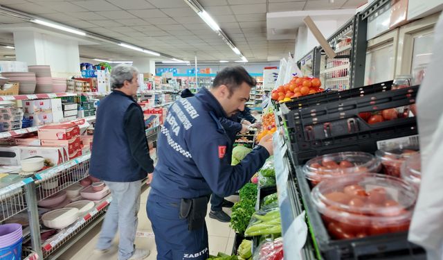 Kayseri'de zabıta ekipleri fırın, pazar ve market denetimi yaptı