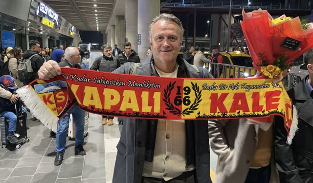 Kayserispor'un prensip anlaşmasına vardığı teknik direktör Erling Moe, kente geldi