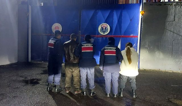 Nevşehir'de uyuşturucu operasyonunda yakalanan 2 zanlı tutuklandı