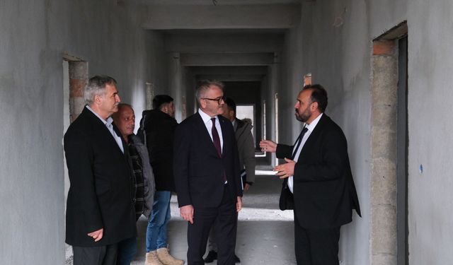 Seydişehir Belediye Başkanı Ustaoğlu, Kur'an kursu inşaatında incelemede bulundu