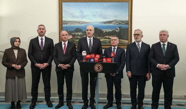 TBMM Başkanı Kurtulmuş, AK Parti Grubu'nu ziyaret etti