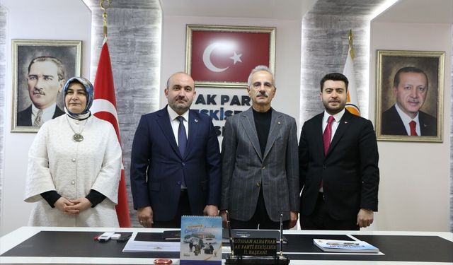 Ulaştırma ve Altyapı Bakanı Uraloğlu, Eskişehir'in Mihalgazi ilçesinde konuştu: