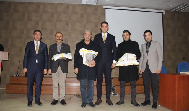 Zara'da arıcılık konferansı düzenlendi