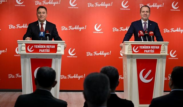 Yeniden Refah Partisi Genel Başkanı Erbakan, DEVA Partisi Genel Başkanı Babacan ile görüştü