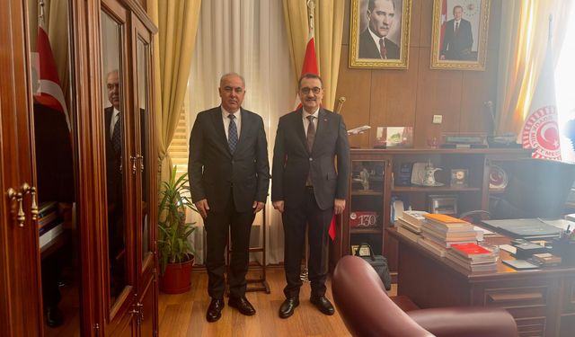 Ankara’da Eskişehir Mesaisi! Fatih Dönmez Yeni İl Müdürünü Meclis’te Ağırladı