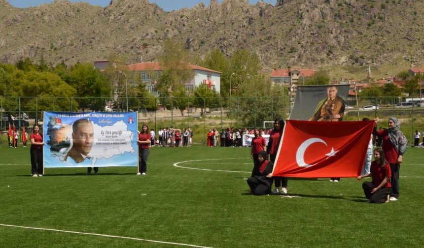 19 Mayıs ilçelerde coşku içinde kutlandı