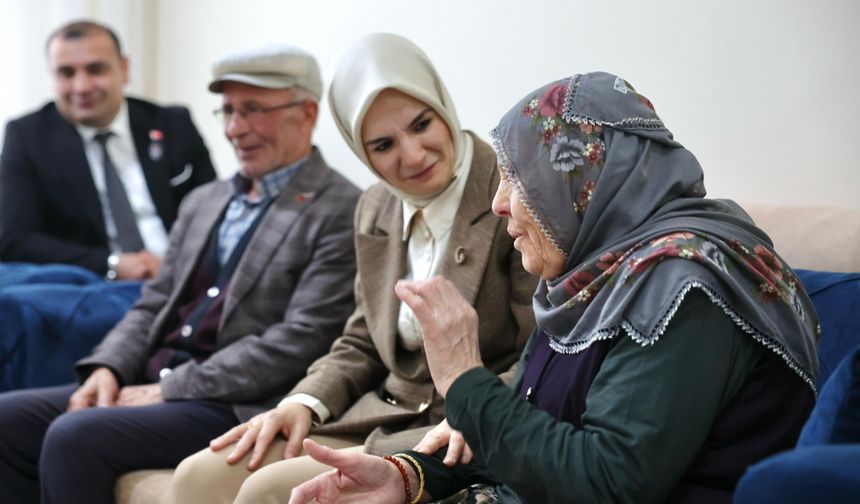 Aile ve Sosyal Hizmetler Bakanı Göktaş, Yozgat'ta şehit ailesini ziyaret etti