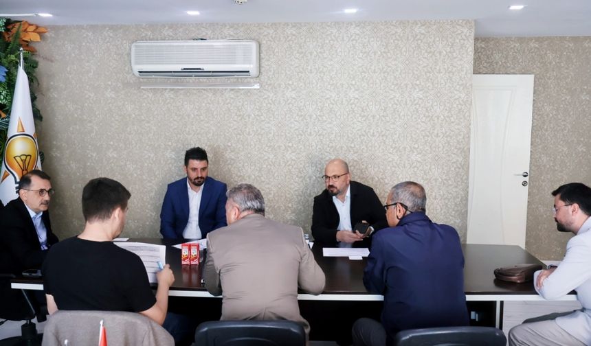 AK Parti Eskişehir İl Başkanlığı'nda halk günü buluşmaları başladı
