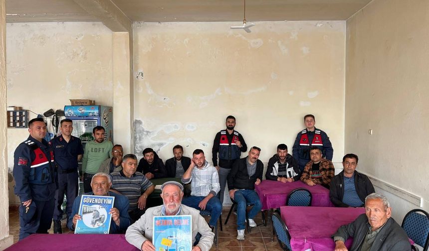 Niğde'de jandarma ekiplerinden siber güvenlik eğitimi