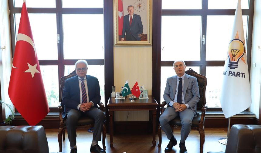 AK Parti Genel Başkanvekili Ala, Pakistan'ın Ankara Büyükelçisi Junaid ile görüştü