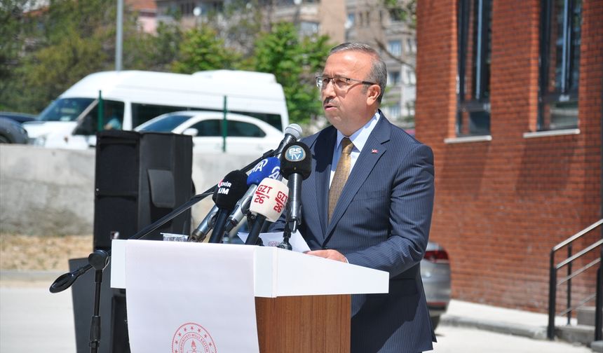 Eskişehir Anadolu İmam Hatip Lisesi törenle açıldı