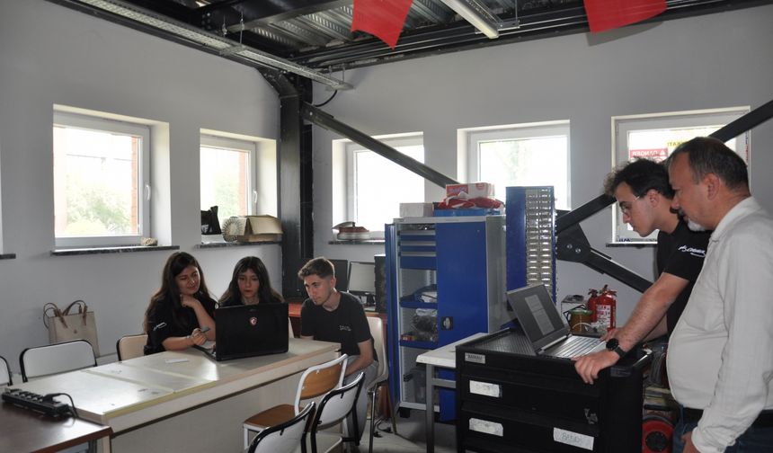 ESTÜ Hidroana Takımı, Polonya'da şampiyonluk mücadelesi verecek