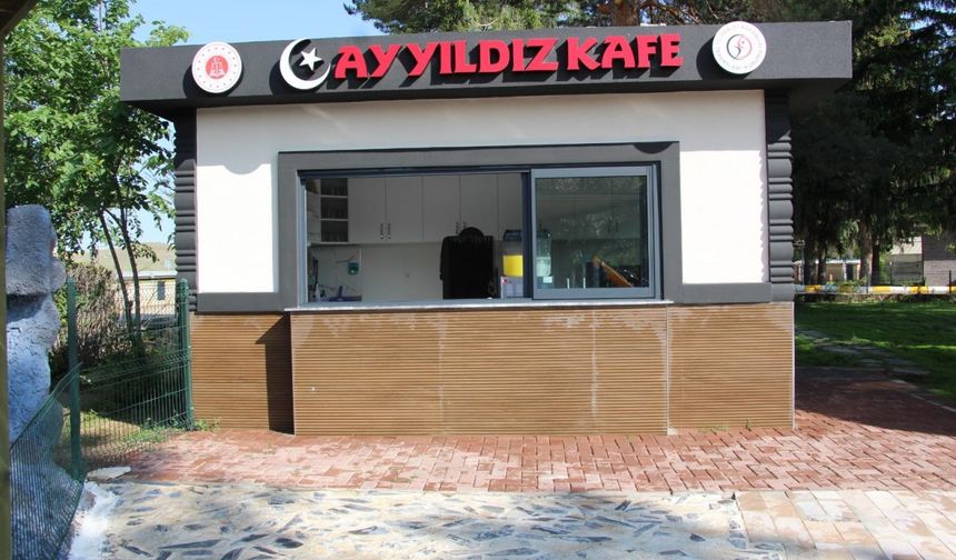 Kırşehir'de hükümlülerin ürettiği gıda ürünleri "Ay Yıldız Kafe"de satılıyor