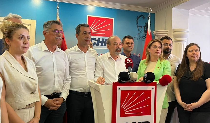 CHP Genel Başkan Yardımcısı Adem, Aksaray'da basın toplantısı düzenledi: