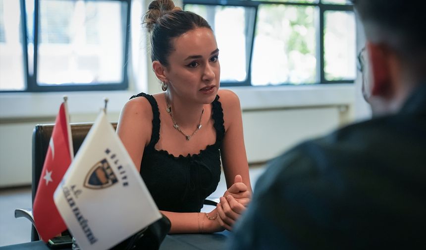 Uzmanlar, YKS tercih sürecinde üniversite ve mesleklerin çok yönlü araştırılmasını öneriyor