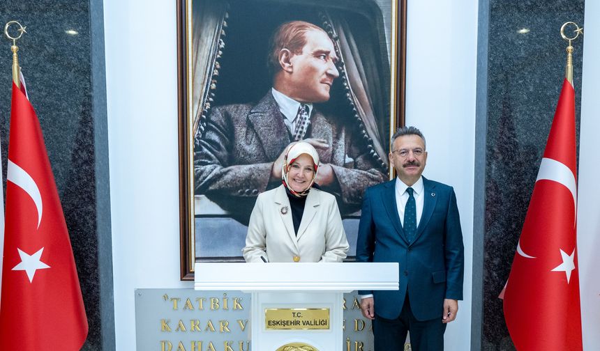Aile ve Sosyal Hizmetler Bakan Yardımcısı Yenigün, Eskişehir Valisi Aksoy'u ziyaret etti