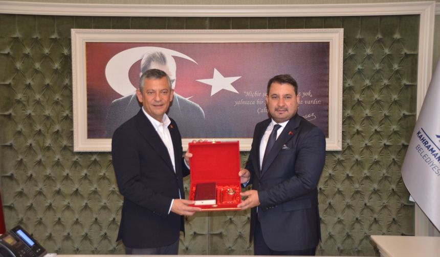 CHP Genel Başkanı Özel, Kahramankazan ilçesinde ziyaretlerde bulundu