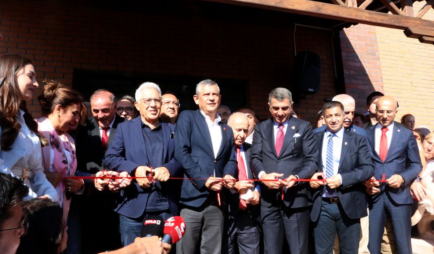CHP Genel Başkanı Özel, Nevşehir'de Bağcılar Gürsel Erol Cemevi açılışında konuştu: