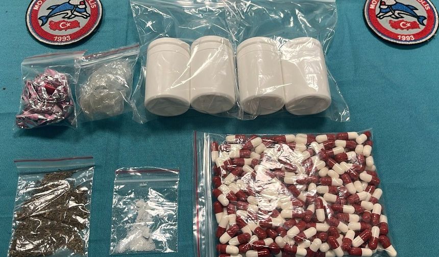 Eskişehir'de aracında uyuşturucu ele geçirilen şüpheli tutuklandı