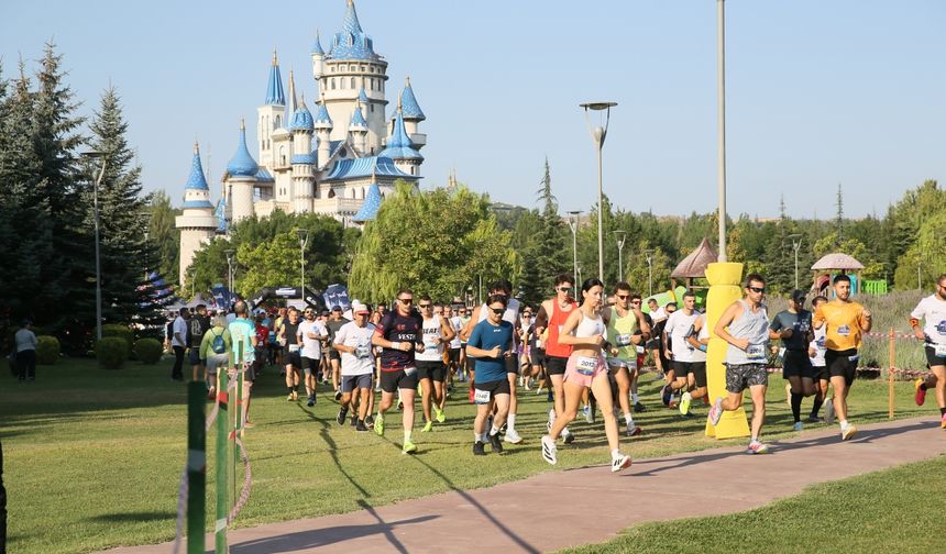 6. Uluslararası Eskişehir Yarı Maratonu ve Spor Festivali sona erdi