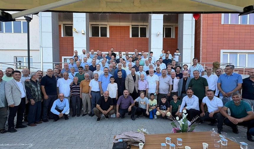 Suşehri ilçesinde SİHADER tarafından pilav günü etkinliği düzenlendi