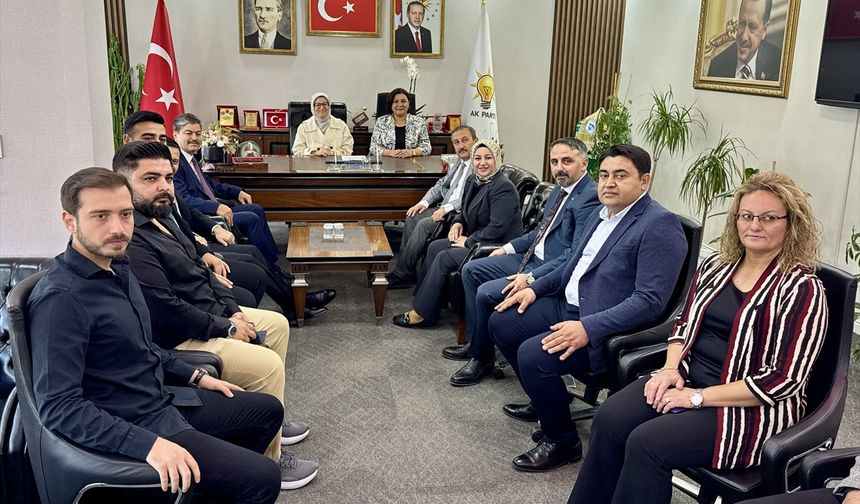 AK Parti Genel Başkan Yardımcısı Belgin Uygur Kırşehir'de konuştu: