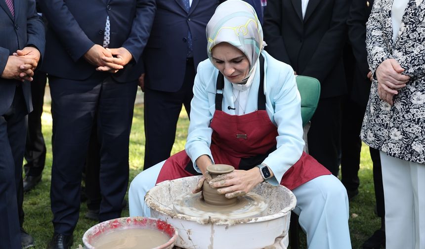 Bakan Göktaş 'İç Anadolu Bölgesi Kadın Hizmetleri Bölgesel İstişare Toplantısı'nda konuştu: