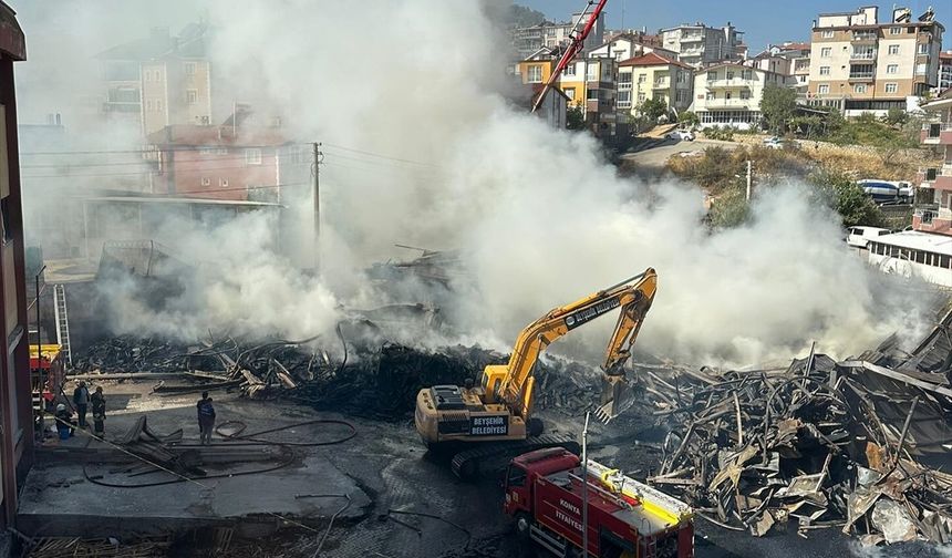 Konya'da silah fabrikasında çıkan yangın kontrol altına alındı