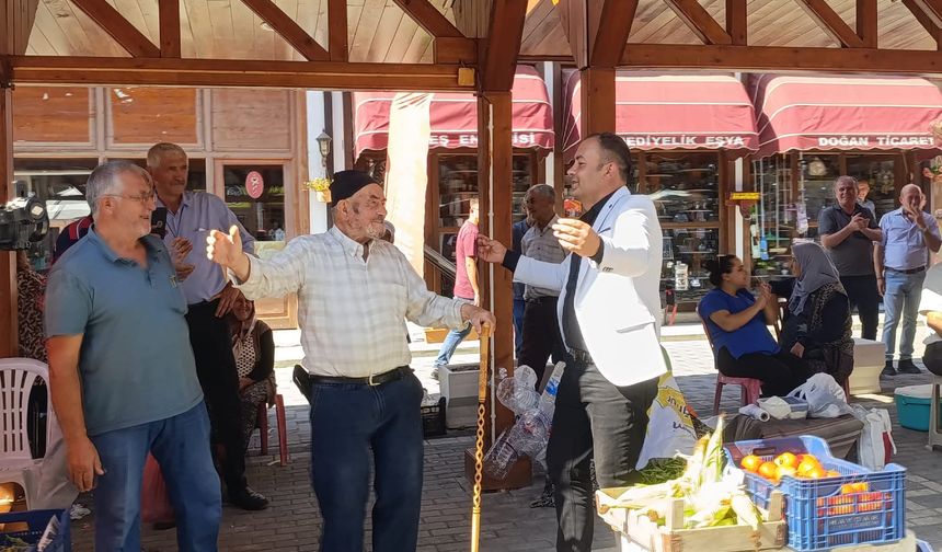 Nallıhanlı şarkıcı, sözlerini yazdığı şarkıya tarihi mekanlarda klip çekti