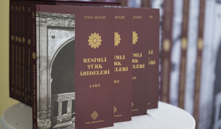 'Resimli Türk Abideleri' eserinin tanıtım toplantısı gerçekleştirildi