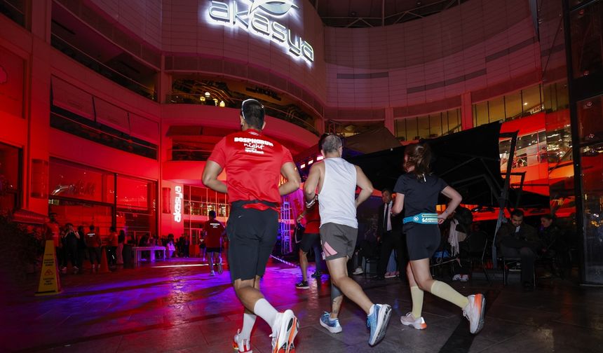 'Akasya Bosphorun Night' sporseverleri bir araya getirdi