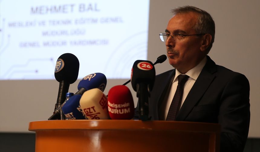 Eskişehir'de 'Geleceğin Mesleki Eğitimi Çalıştayı' yapıldı