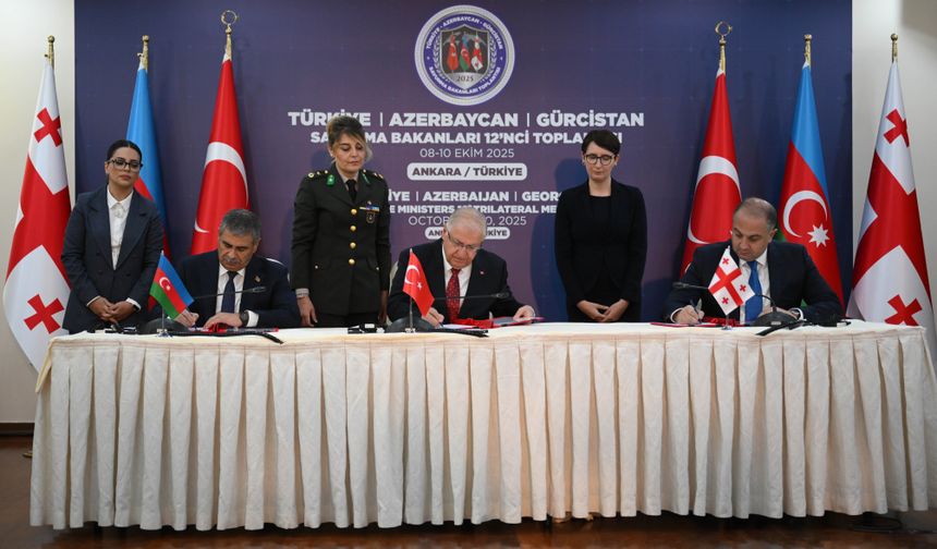 Milli Savunma Bakanı Güler, Türkiye-Azerbaycan-Gürcistan Üçlü Savunma Bakanları Toplantısı'nda konuştu: