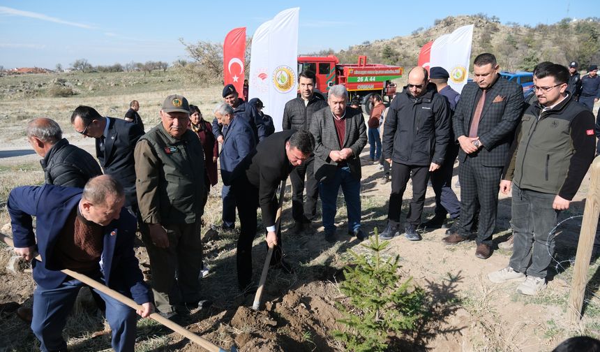 Sivrihisar’da Fidan Dikim Etkinliği Gerçekleştirildi