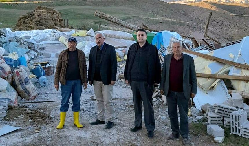 AK Parti Beypazarı İlçe Başkanı Halil Etili'den ziyaret