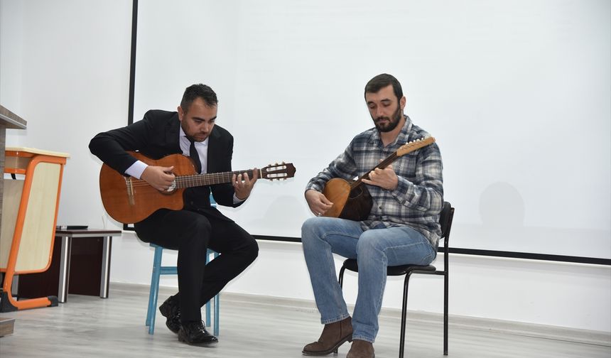 Bahşılı'da 24 Kasım Öğretmenler Günü kutlandı