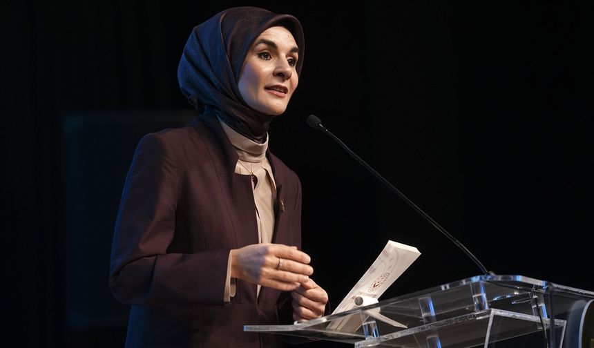 Bakan Göktaş, 'Aile ve Kültür-Sanat Sempozyumu'nun açılışında konuştu: